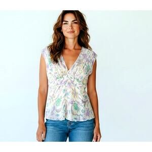 Diane Von Furstenberg 100% Silk Blouse Size 6 Pleated V Neck Sleeveless DVF Top